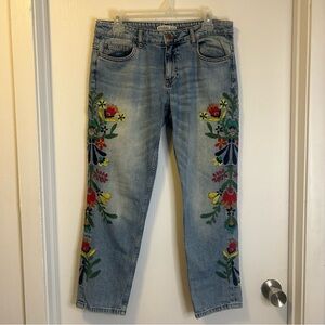 Zara 1975 Denim Embroidered‎ Jeans, Size 6
